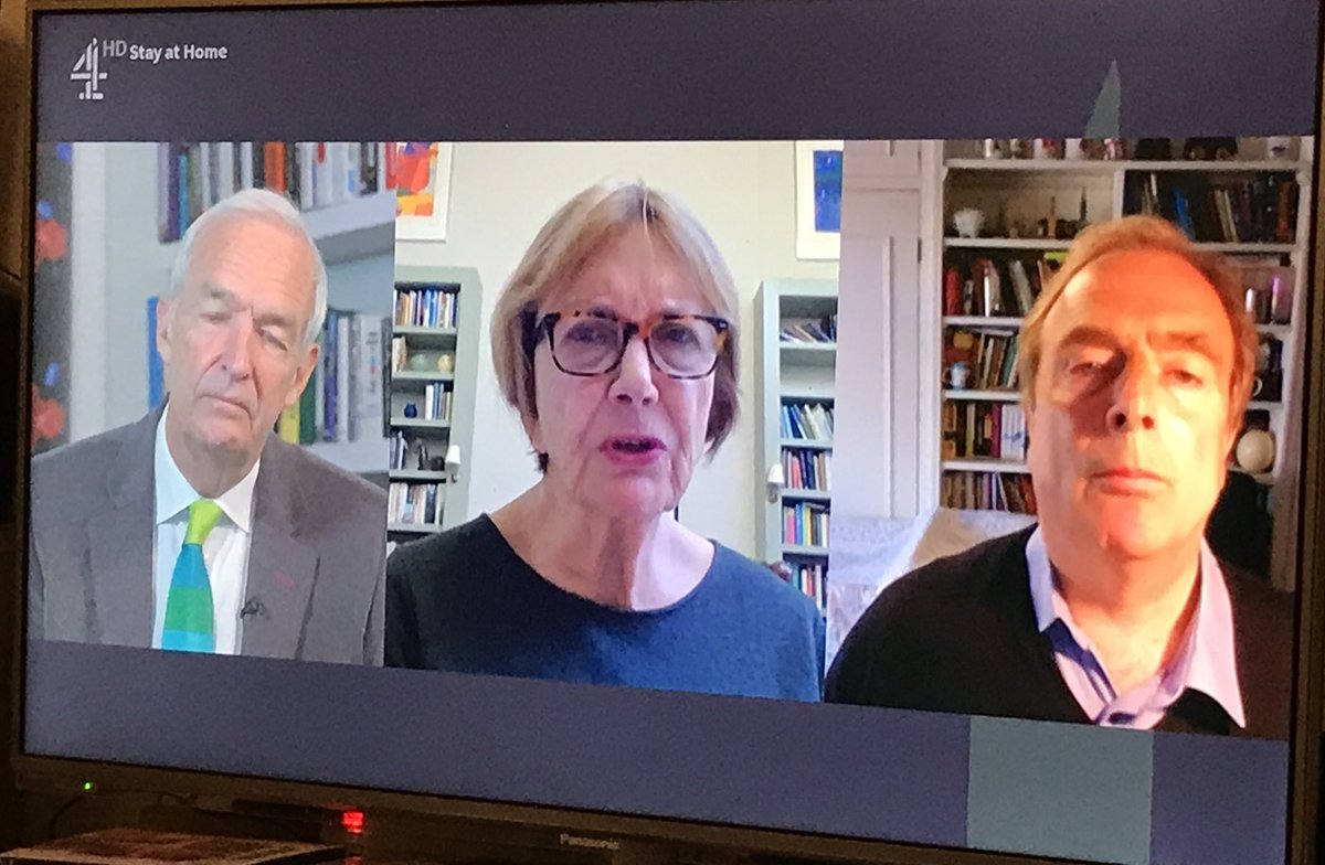  #BookcaseWatch There are now so many, they have to share screen time.