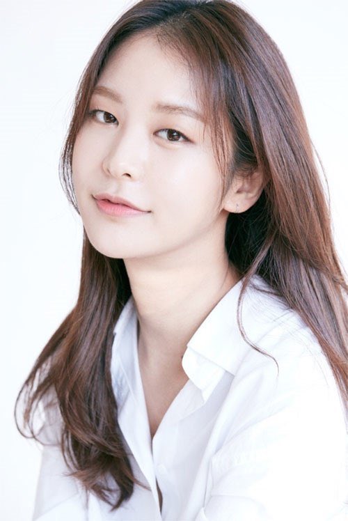 which drama/movie/variety show etc you first knew this actress?actress: jeong eugene