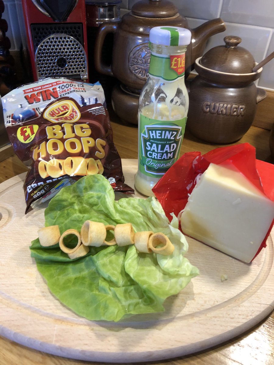 A simple lockdown recipe- LETTUCE WRAP SURPRISE. Put some beef Hula Hoops in the middle of a lettuce leaf. Grate over some cheese and add a thin layer of salad cream ( Heinz- no pissing about) roll like a fat cigar and eat. Every bite a zingy crunchy surprise- ENJOY!