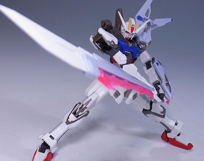 Sin Blancnoir على تويتر 分かりみが深すぎる 人間キャラだろうとロボットだろうと下図のようなサンライズ式勇者ポーズが絵になるしねぇ だからff14だとずっと暗黒だし モンハンでも毎回大剣使っている T Co Tjpidzbtmi