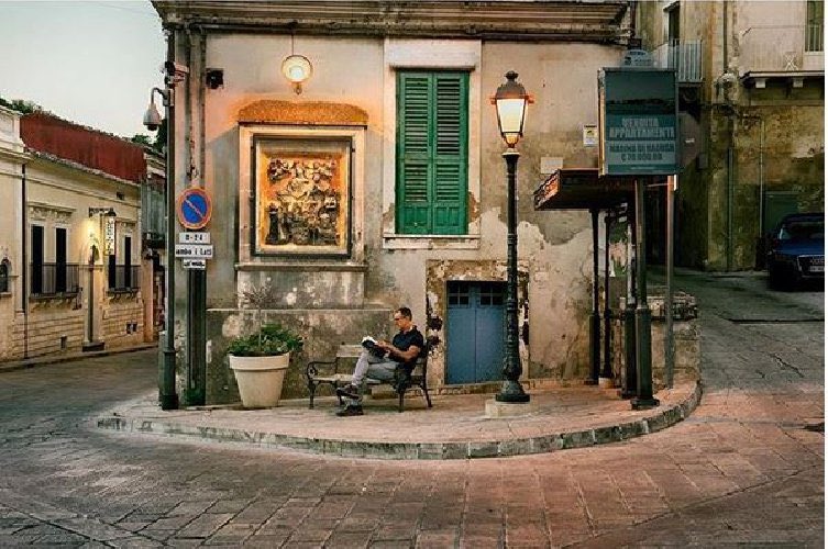 GerberArancio's tweet photo. “Ogni lettore, quando legge, legge se stesso”

🖊 Marcel Proust

📸 Steve McCurry https://t.co/GJSD9ujgh9