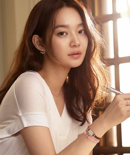 Shin Min Ah, 36