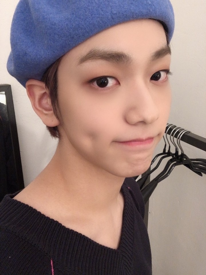 csbpics's tweet photo. 😭😭 BABY https://t.co/HrpvVjlXvV