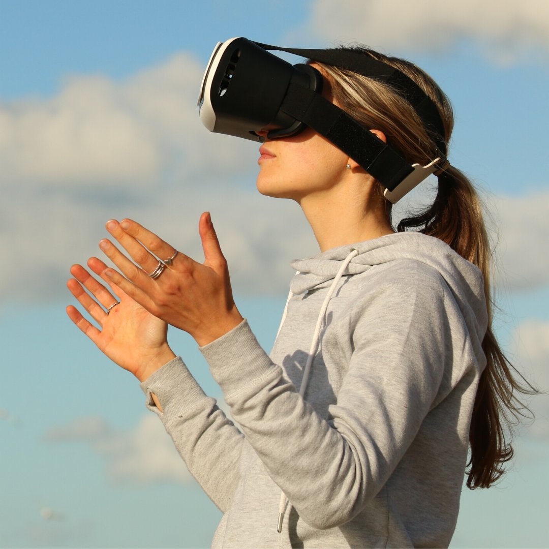 2020 looks set to become the year virtual reality finally becomes mainstream. Could your business use VR to its advantage? | ow.ly/Gxb350yBBy1 | #VirtualReality #GrowingMarket #OculusVR