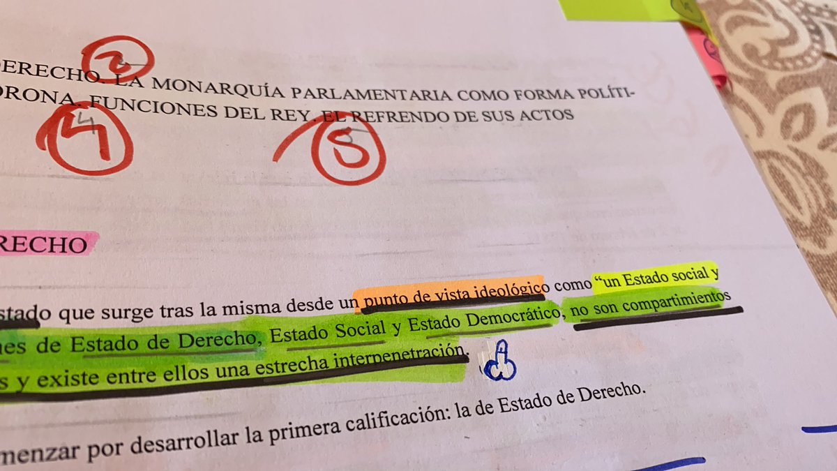 miss_lodbrok's tweet photo. Pone pene 🤭  #feellike5yearold #tema16 #soyidiota https://t.co/4wZ1i9ql8N