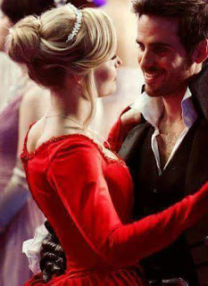 السطر الاول
كل #ماعندي_لك
قصة حب.....وحنين
وشوق في عيوني
خائف عليك من الايام
ولك عندي قلب يحبك
يتمني قربك
يتمنى لك ان تحققي امانيك
ويقول لك انت الحياة
كل الحياة معك ولك
وعيوني مغمضة سرحانة
هذا السطر الاول في همساتي
عنوانها
كل #ماعندي_لك 
  #محمد_همسات