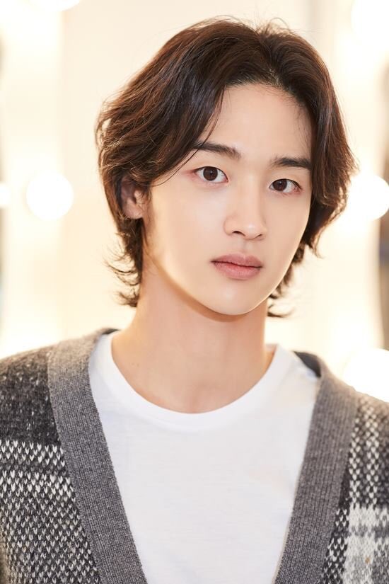 which drama/movie/variety show etc you first knew this actor?actor: jang dong yoon