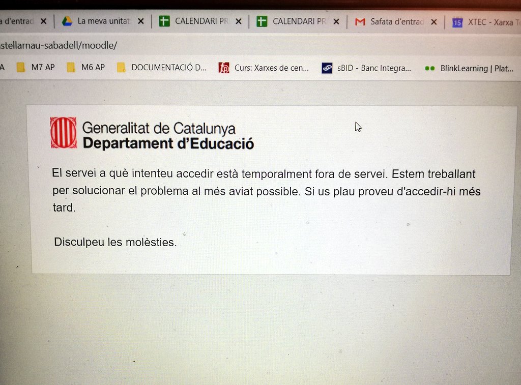 ginacorts's tweet photo. Treballar així no té preu! Visca l'#educaciótelemàtica #agoraxtec

Portem ja dos dies igual... https://t.co/oytxdheqUC