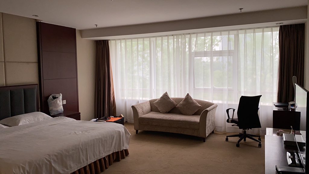 Claire Che tweet media