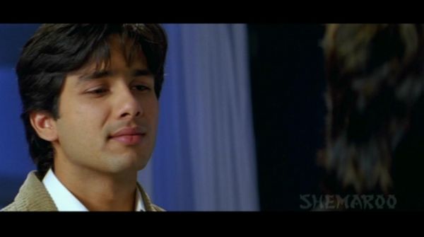  #Shikhar It was a nice movie what i really loved about this movie is Shahid's character Jaidev, It was such a realistic character like an innocent boy got influenced by wrong people, it happens in real life too.