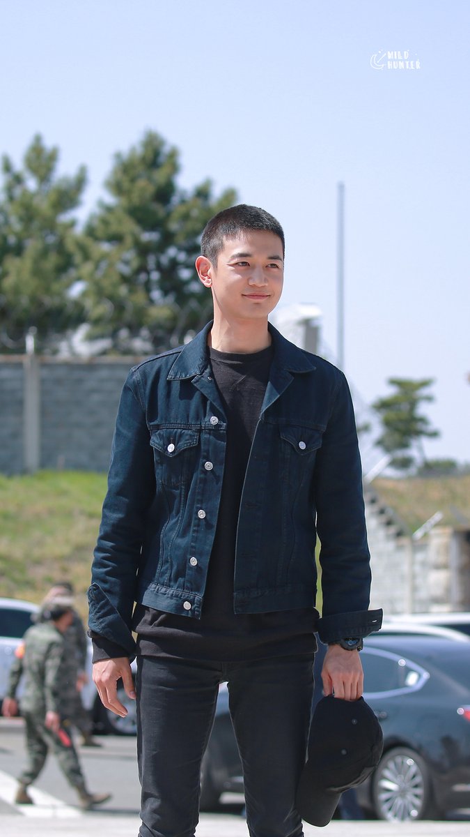 MildHunter99's tweet photo. 벌써 일년!!!!🤞🏻
6개월만 더!! 기다리면 건강하게 다시 만나요!!!❣️❣️❣️❣️
#최민호 #민호 #MINHO #ミンホ https://t.co/IgXsQ4ln42