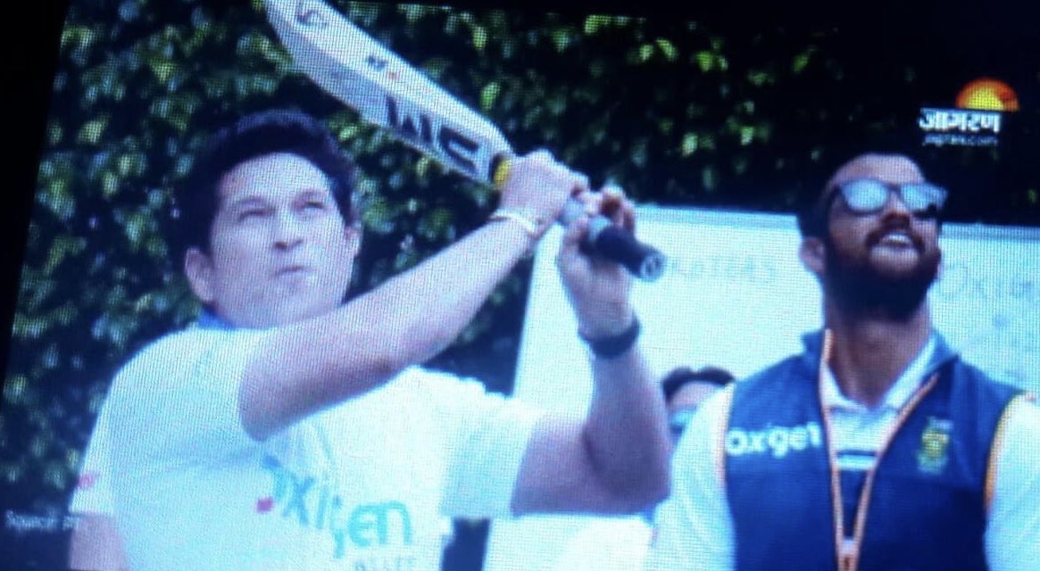 #Master #blaster #SachinTendulkar #mumbaiindians #playon
