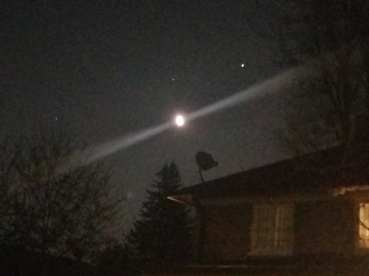 I look up every morning as I do my 4 to 5 mile run and walk, when the sky is clear to behold the beauty of God's creation.  This morning I marvel as I look up at the moon and the stars.  Thank you God for allowed me to see another day.