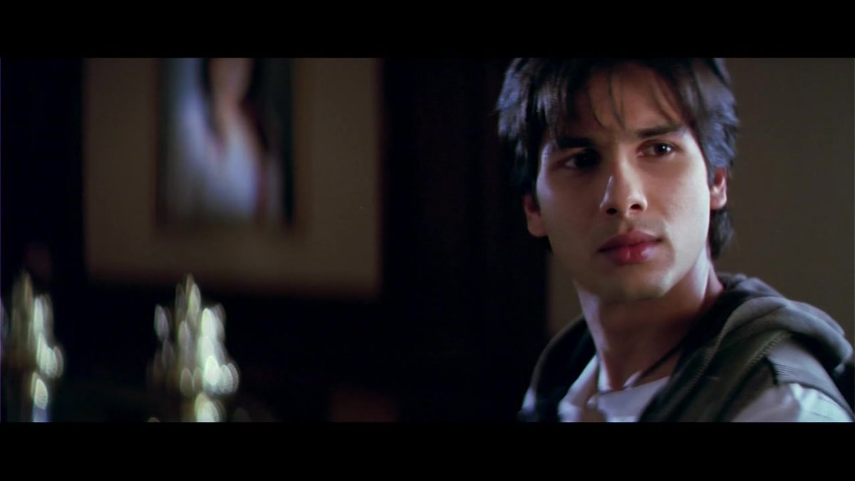  #36ChinaTown A very good crime-thriller movie, investigation process was great, i enjoyed watching it again and again Its songs were also fab. And Shahid Kapoor's looks are to die for. 