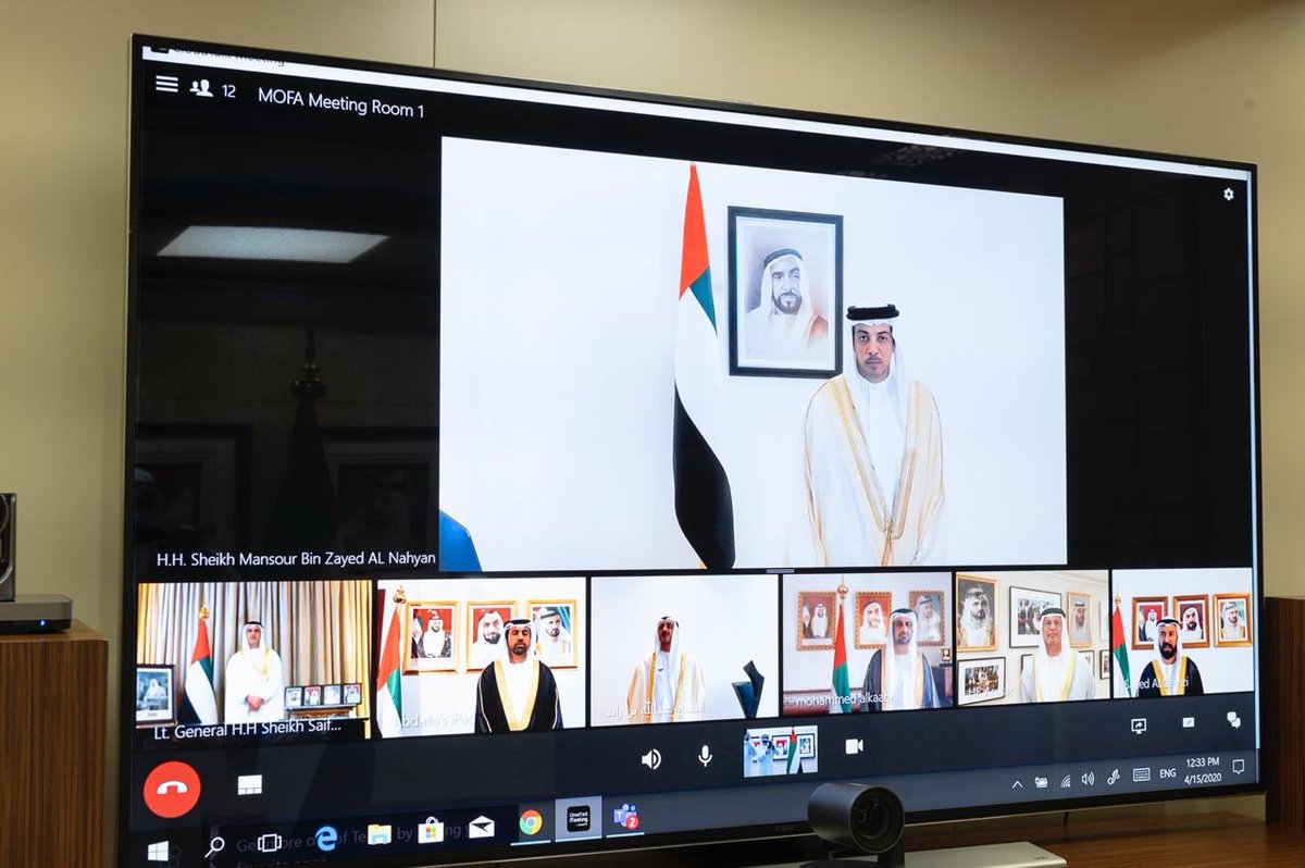 HHShkMohd's tweet image. توجيهاتنا للسفراء الحاليين والجدد : التعاون الدولي حالياً لا يجب أن نضع له حدودا لأن الوباء العالمي لا يعرف الحدود بين الدول .. والاقتصاد العالمي اليوم بحاجة لروح تعاون جديدة .. لأن حماية الاقتصاد هي أيضاً حماية للأرواح والوظائف ومعيشة مليارات البشر .