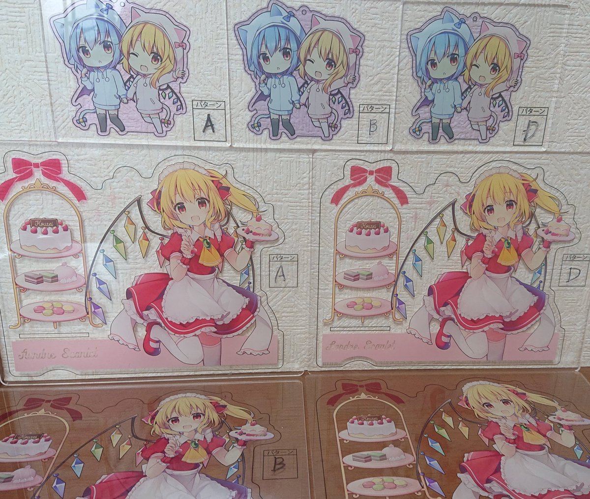 色校正プレート何気に集まってきて楽しい～!
1枚目が新作アクスタ、2枚目が今まで作ったアクリルグッズたち 