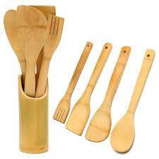 YongoMart's tweet image. 4pcs wooden spoon set with stand for Kshs 750.
Call /WhatsApp 0715783634 to make your order.
#woodenspoon #spoonset #kitchenitems #glammyhomekenya
