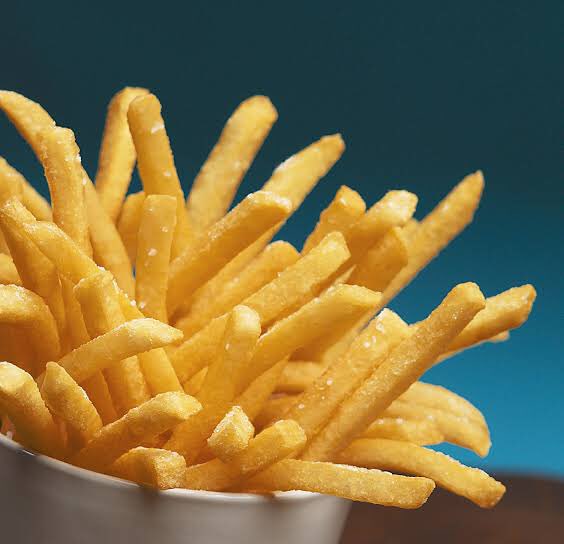 impatrickhizon's tweet photo. tanginaaaa pero gusto ko ng fries!!! https://t.co/iG1oG25qjb