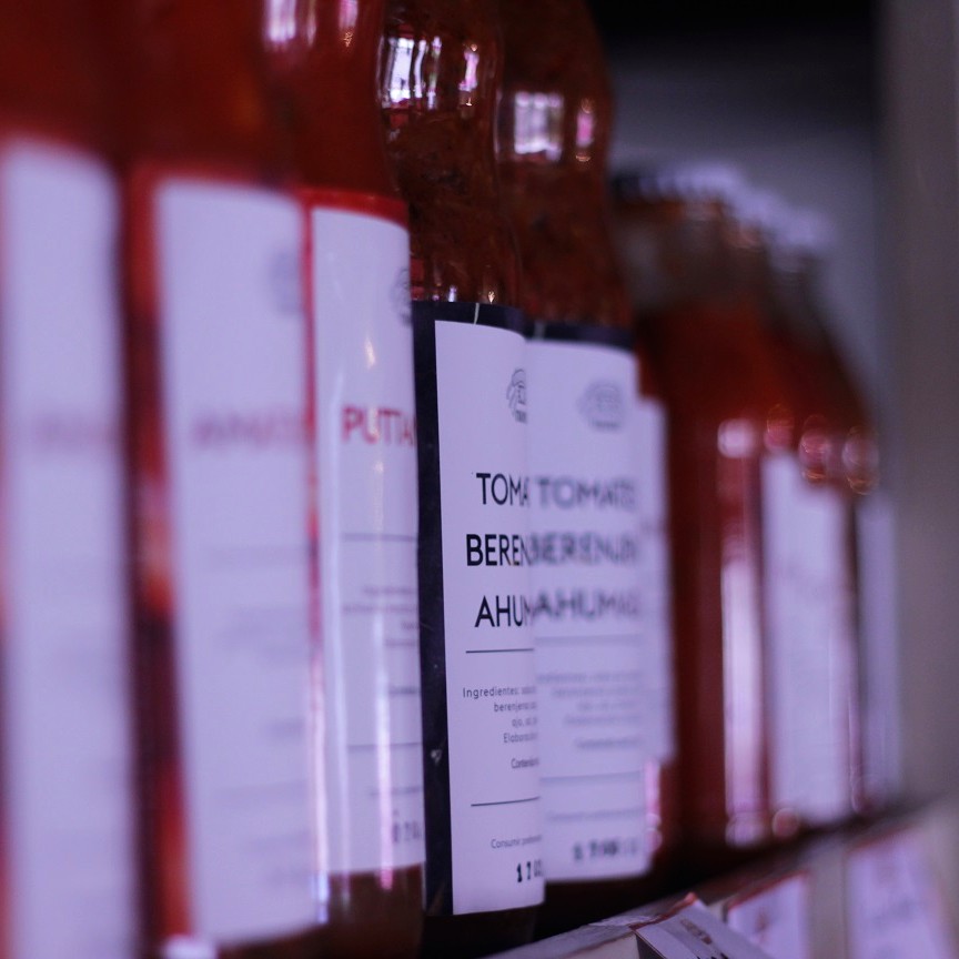italpast's tweet photo. ¡Buen miércoles!
#Salsas
#TomatesYBerenjenas
#Amatriciana
#Puttanesca
#LaDispensa
#ItalpastDelivery https://t.co/aiKFzldHkf