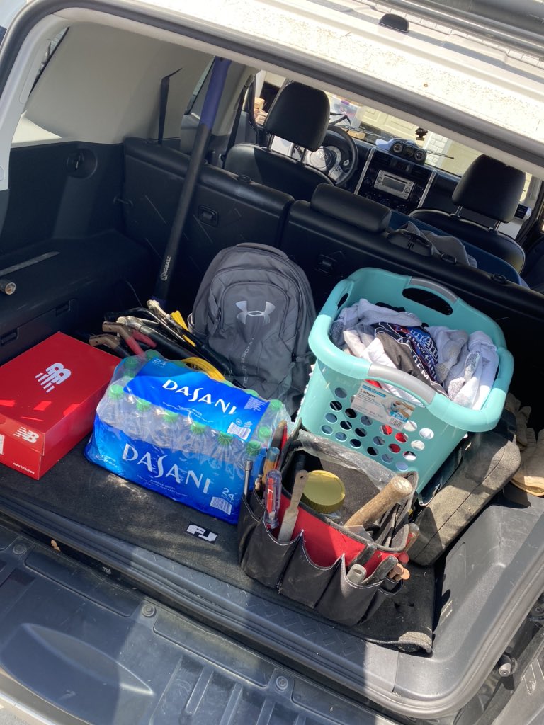ryan_hilinski's tweet photo. Gathered up as much as I could find. Going to stop for more cases of water on the way. See y’all all soon! Together.🤞🏻 https://t.co/stnQiqQkRt