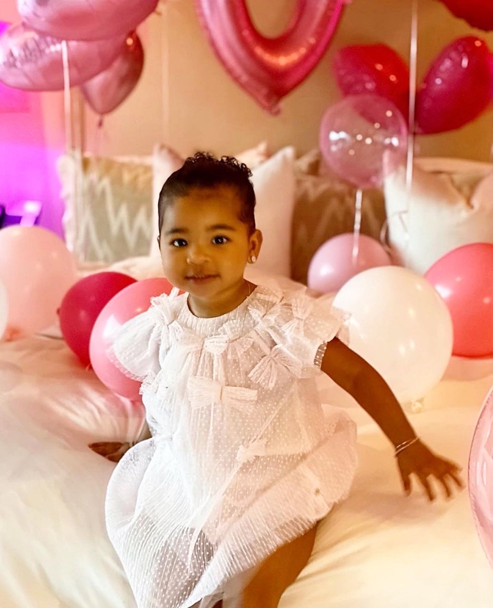 DesignerKidsDKW's tweet photo. How cute is @khloekardashian daughter.. True, in her Lili Gaufrette birthday dress! 🎀💖
.
#liligaufrette #liligaufrettekids #birthdayoutfit #birthdaylook💕 #princess #pinkoverload #shoponline #freeshipping✈ #designerkidswear #kidsfashion #childrensfashion https://t.co/q2AHDQJPSF