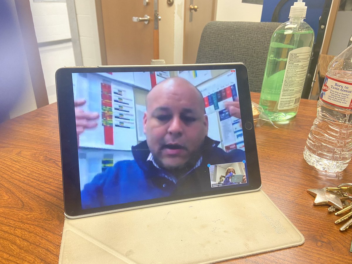 deason_cheryl's tweet photo. @dallasschools  PLC meeting at Macon https://t.co/yGvwB9t3R5