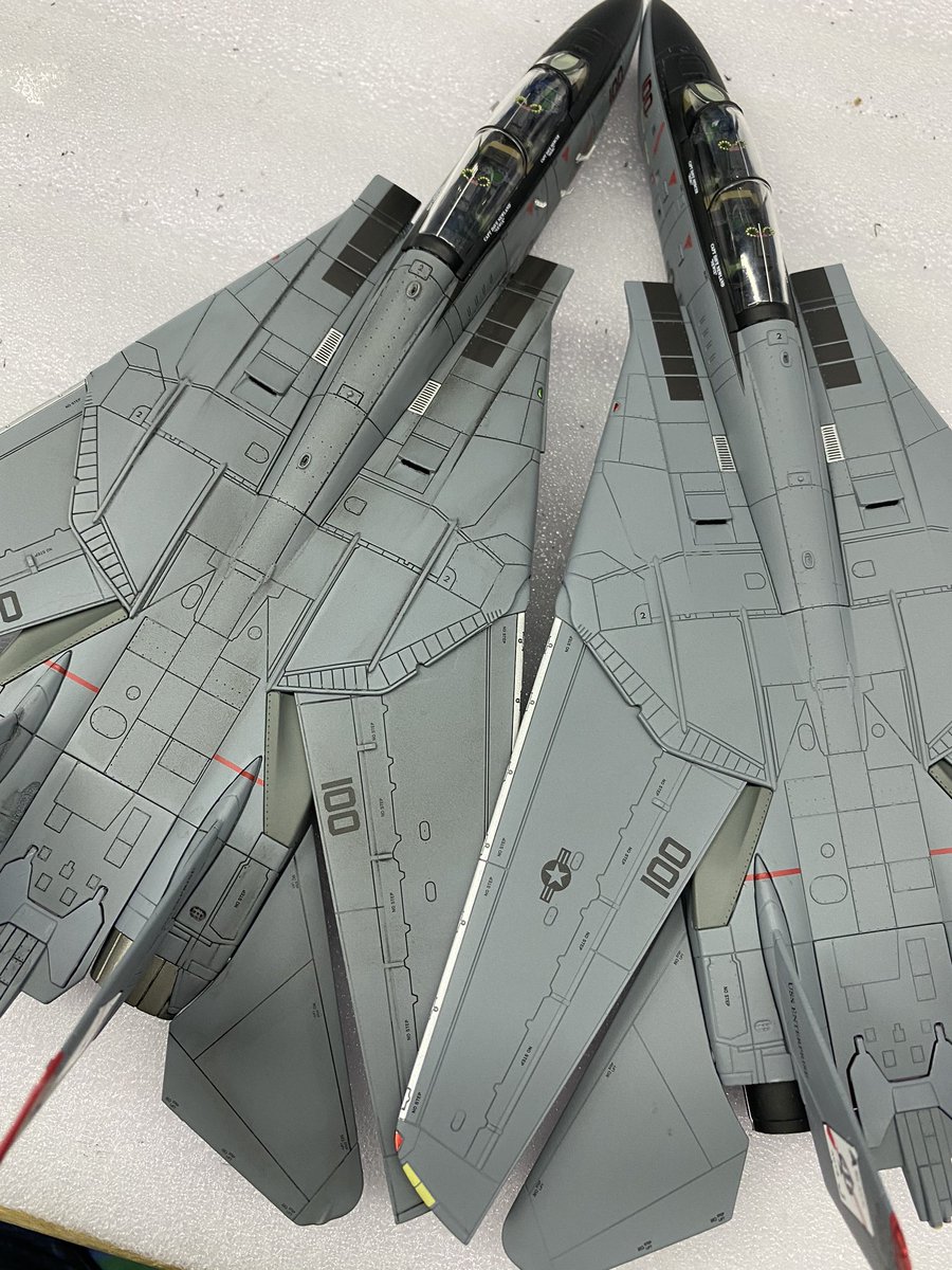 CalibreWings's tweet photo. #ClassicCats #NormalVersion vs #CleanVersion #CA721409 #VF41 #BlackAces #FastEagle #FinalTomcatCruise available in May 2020. https://t.co/Fg7KqLbdCa