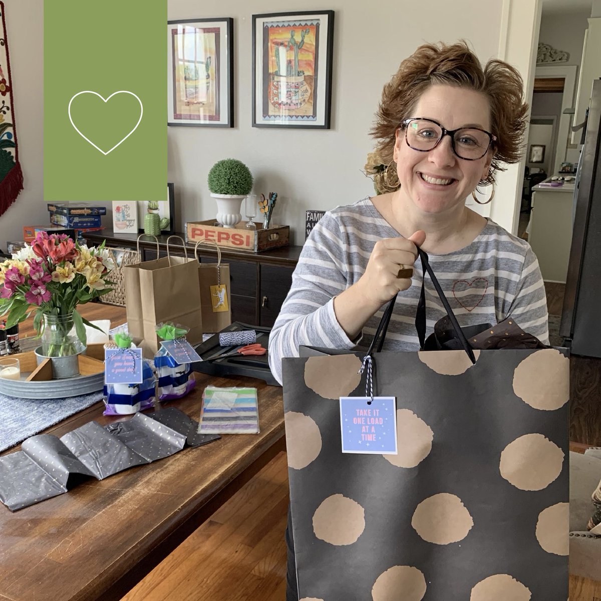 We are continuing to offer Straight Talk with Starters roundtable sessions every Wednesday at 2 PM EST to help entrepreneurs regroup. 
🙌 #wearecostarters #smallbusiness #communitybuilding 
Sign up here: hubs.ly/H0pwb3R0