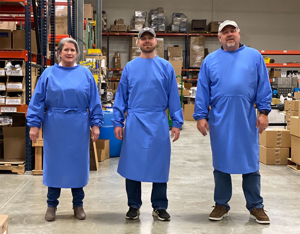 smartbombcreate's tweet image. Businesses Doing Good: Spotlight of the Week
Saddleback Leather Co. has put a hold on producing leather products and began to manufacture gowns for health care workers on the frontlines of the coronavirus pandemic. Read more here: saddlebackleather.com. #localheroes