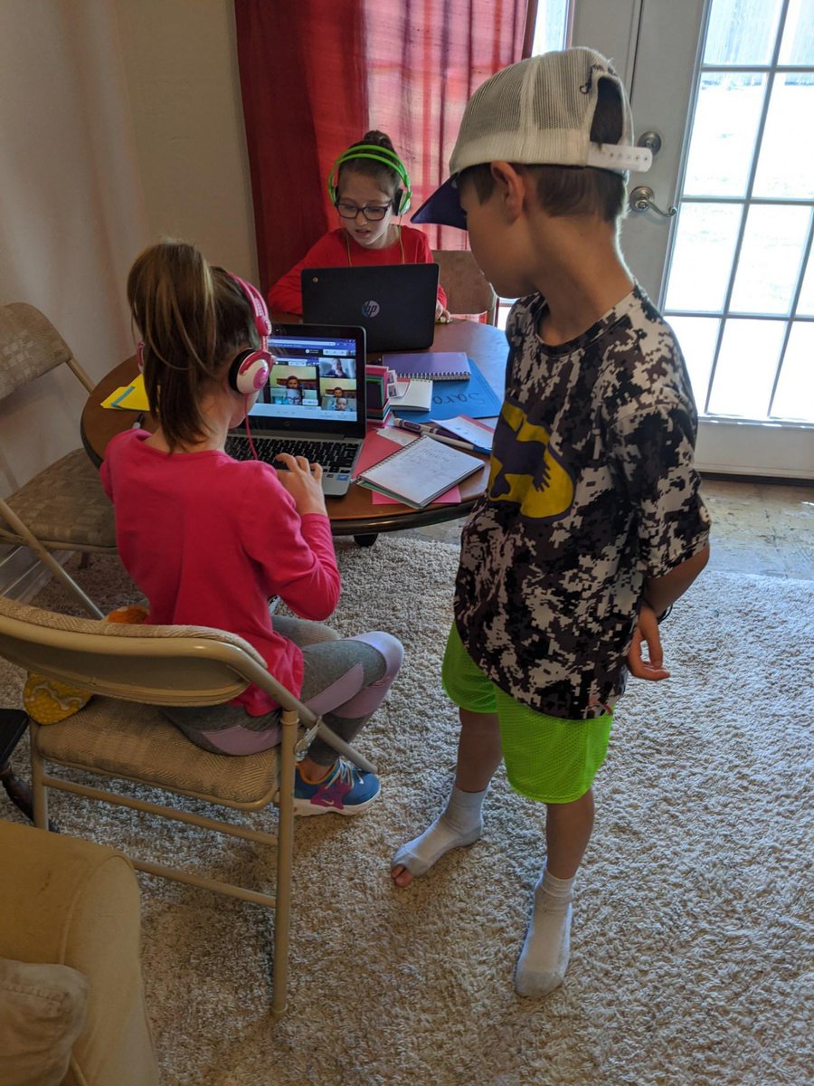 HillearyDrake's tweet photo. Learning at home means older brother helping sisters learn! #teachingislearning #CISDrocks @Crestview2 https://t.co/yWVeXNXYm5