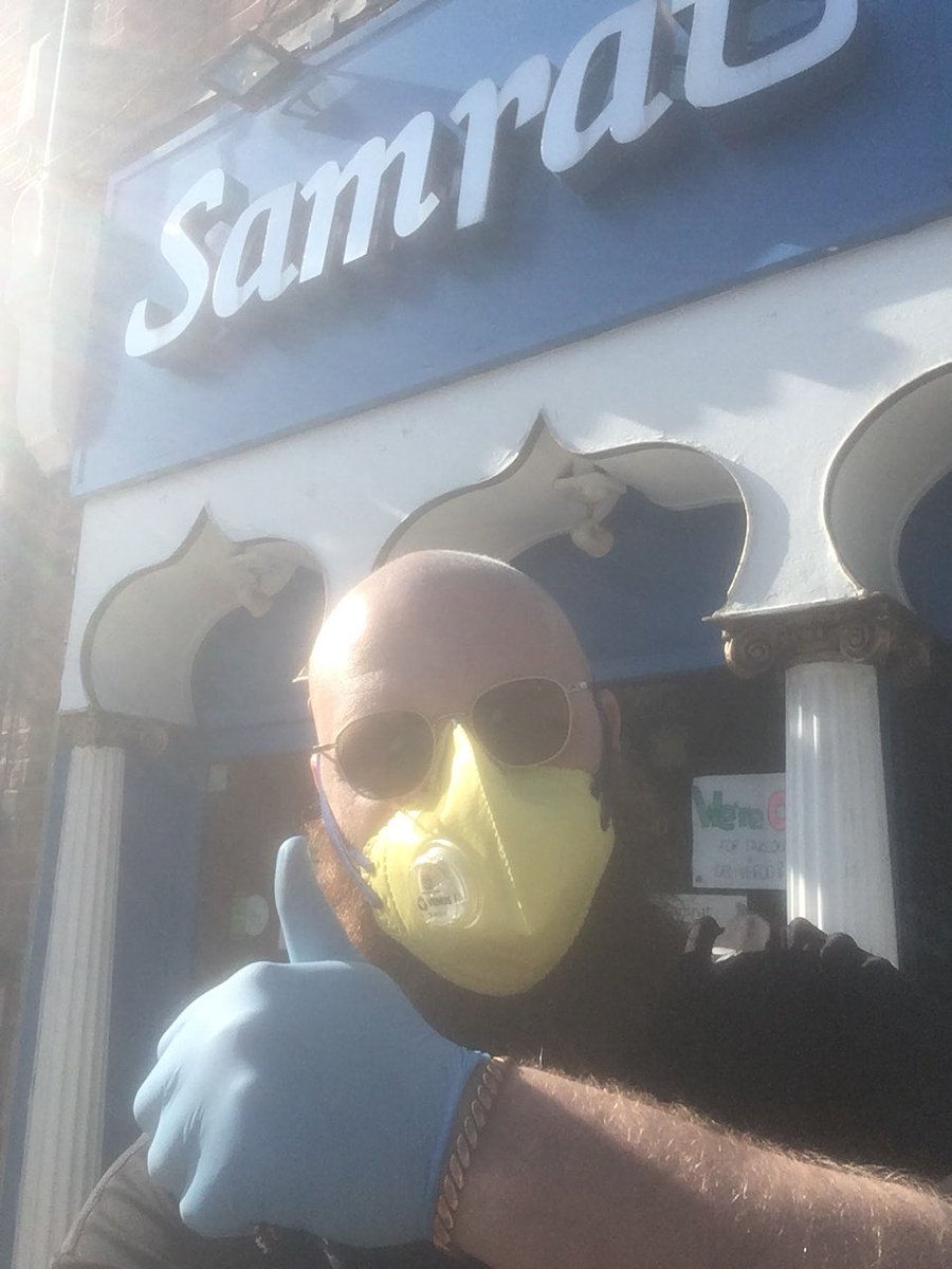 What else is a life long QPR fan to do when driving passed the Samrat for the first time! Incase you wondered they are still doing Deliveries, back stronger!! #thatpetercrouchpodcast #staysafe #samrat #petercrouch #qpr #backstronger