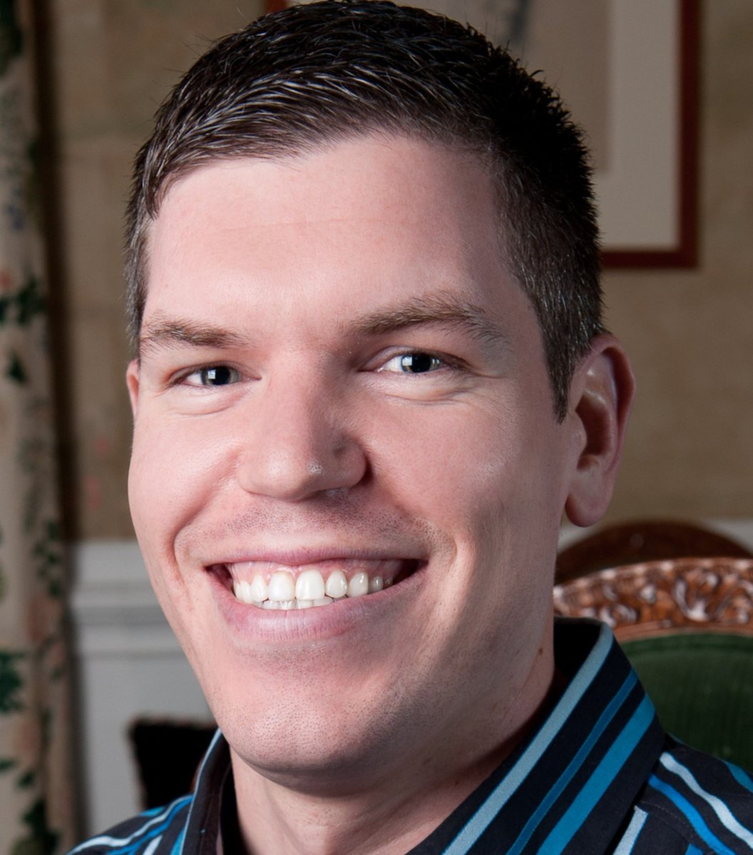 Smile_at_DOC's tweet photo. We asked Dr. Chase Prettyman of Prettyman Orthodontics to share with us some ortho pointers for self-care during COVID-19 office closures. Here's what he had to say: https://t.co/uHLbWGtbK7 https://t.co/Nz23KpXVdp