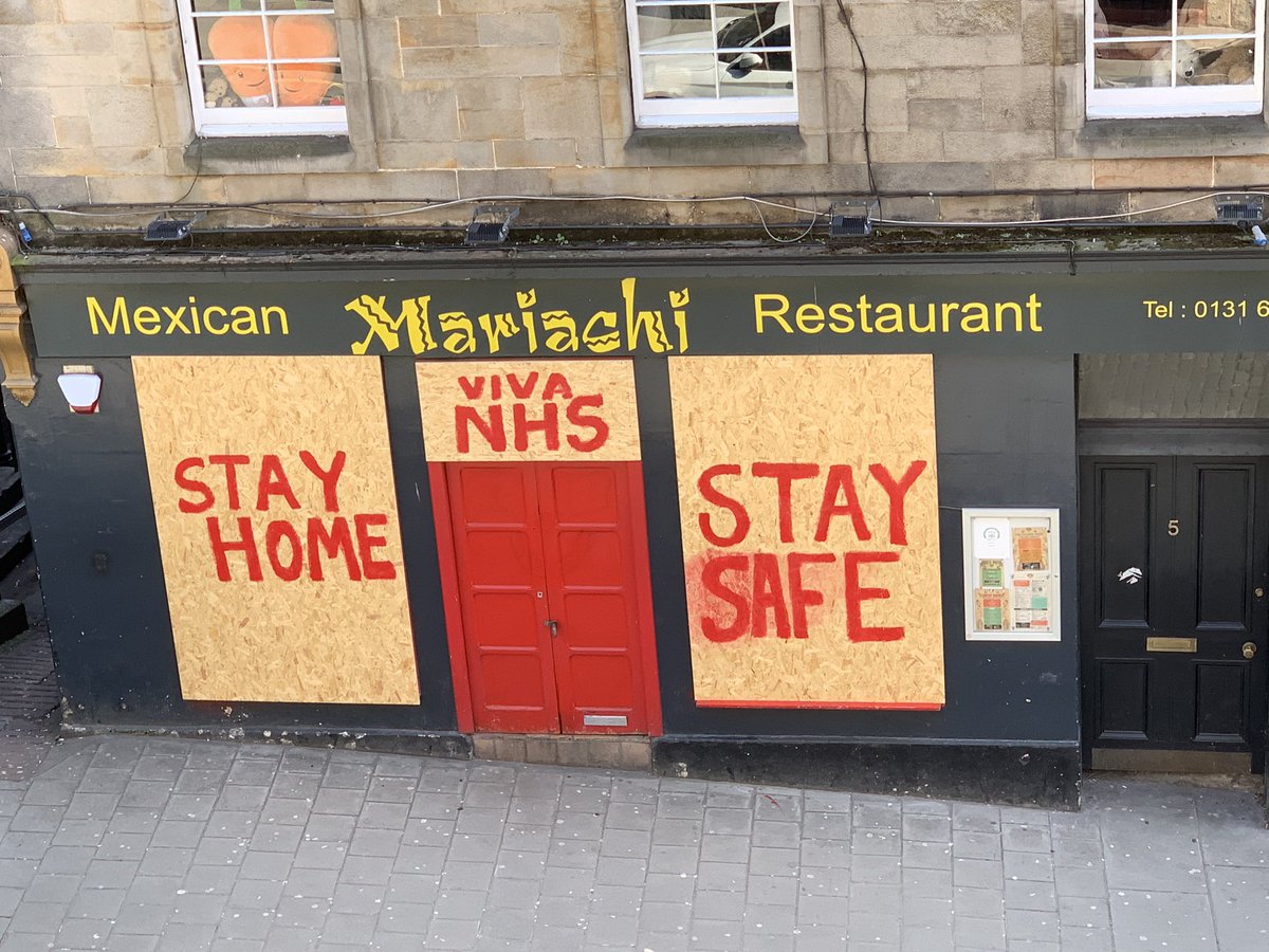 lucynorris1's tweet photo. Victoria Street in lockdown  #victoriastreet #covidwalks #stayhome #staysafe #vivaNHS https://t.co/mODWLTac8l
