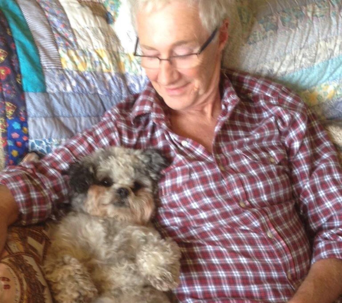 PaulOGrady_FC's tweet photo. Paul Sadly had to say goodbye to Boycie yesterday.
#FarewellBoycie #pogfans #TeamPOG #pogdogs https://t.co/lKRZVLO6og