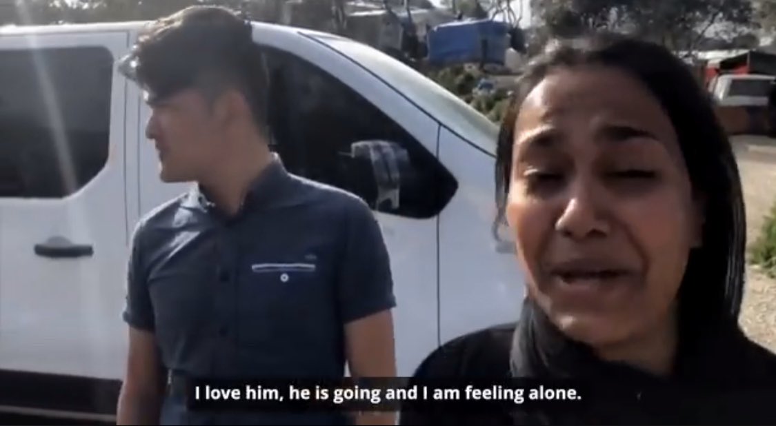 ErikMarquardt's tweet image. Dass die Bundesregierung jetzt schnell ein paar Kinderaugen braucht, hinter denen sie ihre tatsächlichen Möglichkeiten verstecken kann, führt auch zu Familientrennungen. Ihr Bruder darf nach Deutschland, sie bleibt alleine in #Moria. Video bei @seenotrettung #LeaveNoOneBehind