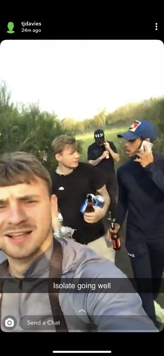 _LiamHancock_'s tweet image. Two very different types of people on this earth. The picture on the left are a set of scumbags, ignoring government social distancing rules. The picture on the right is Tom Moore who’s raised over £5million for the NHS from his garden. I know which type I’ll try to be more like!