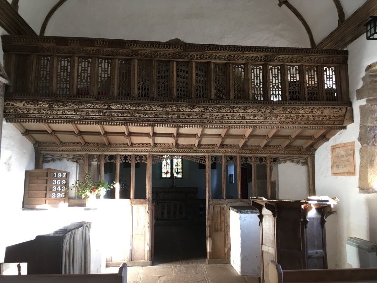 CathAMClarke's tweet photo. These beautiful #wyverns on the rood screen (c. 1500) at #Patrishow, #Wales, even made it onto the #virtual #PilgrimBadge for this location on @StThomasWay. #FantasticalBeasts #AnimalsinChurches #AnimalsinChurchesHour https://t.co/KAGg5LP0I2 https://t.co/hl1PUHkkLI
