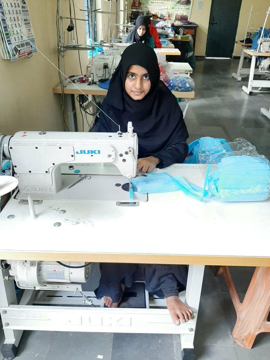 aimim_national's tweet photo. Supporting livelihoods &amp; fighting COVID-19. AIMIM Malakpet MLA @balala_ahmed established 'Salar Stitching Centres', which have worked as a source for training &amp; livelihood for many women. Working from home, these women will help fight coronavirus by producing 2 lakh face masks https://t.co/69WlHcWNJw