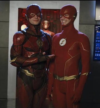 匿名マン グラント ガスティン似のフラッシュとエズラ ミラー似のフラッシュ が別々の世界で活躍している 事実 Cwでは何年も前から アース2のフラッシュ 等の下地があったので実はそこまで突飛な話ではなかった 一方mcuで同じことを実現するには まず