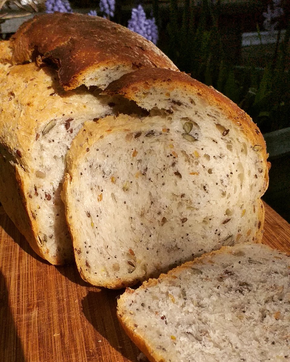 Ivycottagebaker's tweet image. Have adapted my #multiseed mix due the #flourcrisis &amp;amp; pleased with this 7 #seed #crusty #loaf #bread #realbread #microbakery #cumbria #madeincumbria #supportlocal #buylocal #shoplocal #knowyourfoodsource remember who is going the extra miles to keep the wheels turning #staysafe