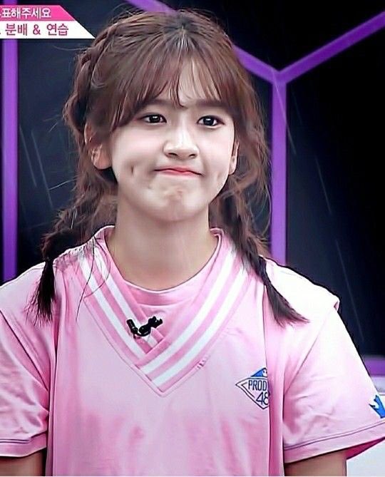 ❃ ahn yujin dimples ✮— a (very very smiley) thread ; ♡