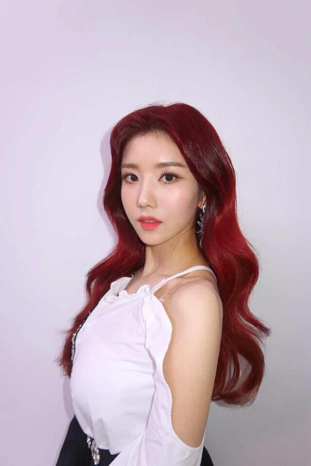 KPOPAdd41361300's tweet photo. Kwon Eunbi u're so hot🔥🔥🔥

#follo4folloback #follwtrick #follotrick #folloback #follo4follo #likeforlike #IZONE #KWONEUNBI https://t.co/q19l65LiKE