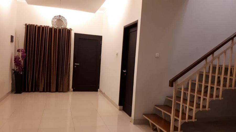 GoldenLandGroup's tweet photo. Hunian Istimewa Di Kota Bekasi (Dekat Pintu Tol Grand Wisata)

Hanya utk Anda yg mendambakan hunian terbaik

2 lantai, SHM, LB 185/LT 211, KT 3 + 1, KM 3 + 1, listrik 2.200, taman belakang, balkon istimewa lantai atas.

WA: +6285216099075

https://t.co/NNtFc7q07V

#greenresidence https://t.co/MQnfjGTvLT
