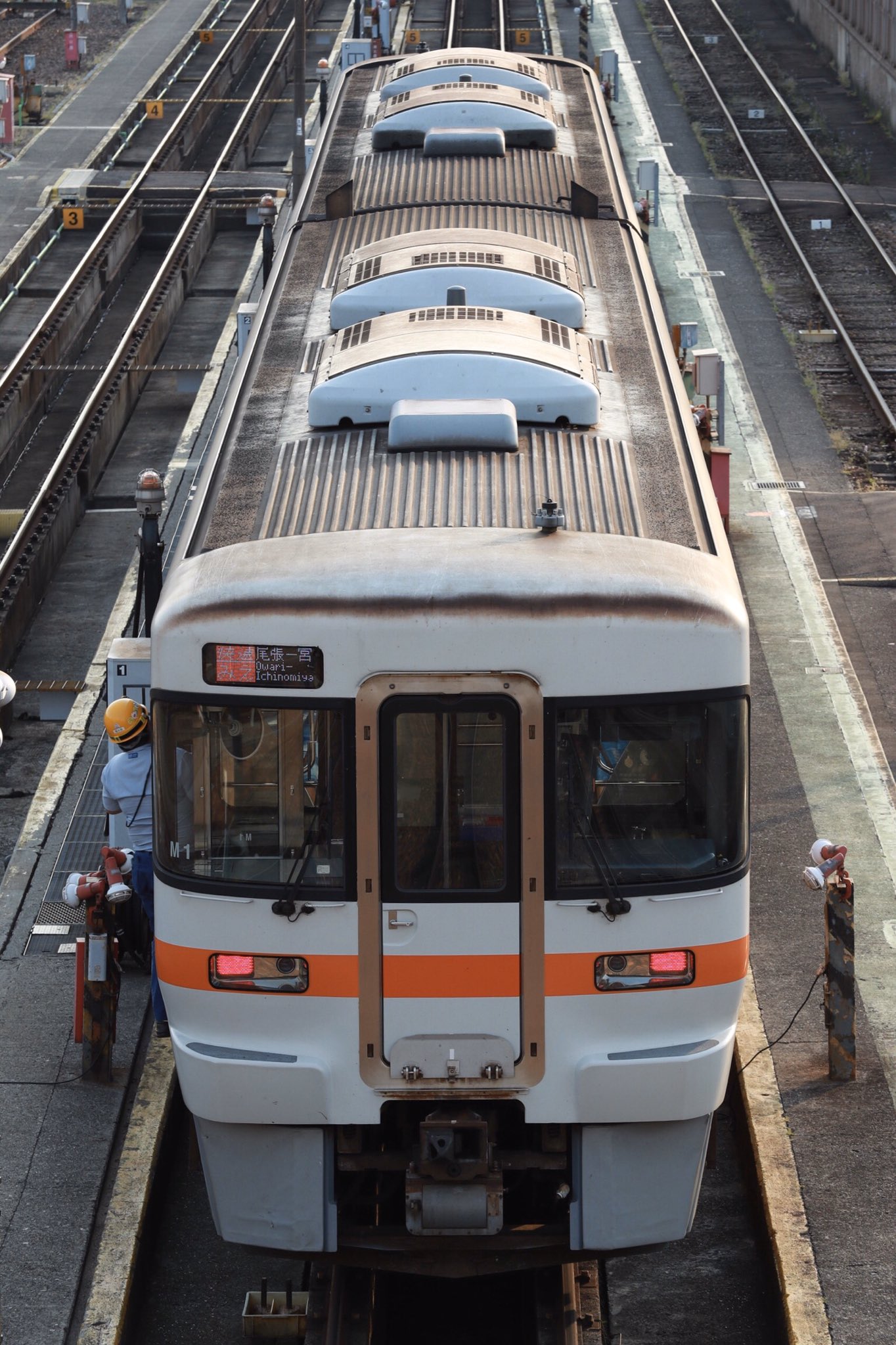 ミエナイ チカラ キハ25 M1 04 15 名古屋車輌区 快速みえ 尾張一宮の表示は珍しいと思い撮ってみました T Co Seu459dhb9 Twitter