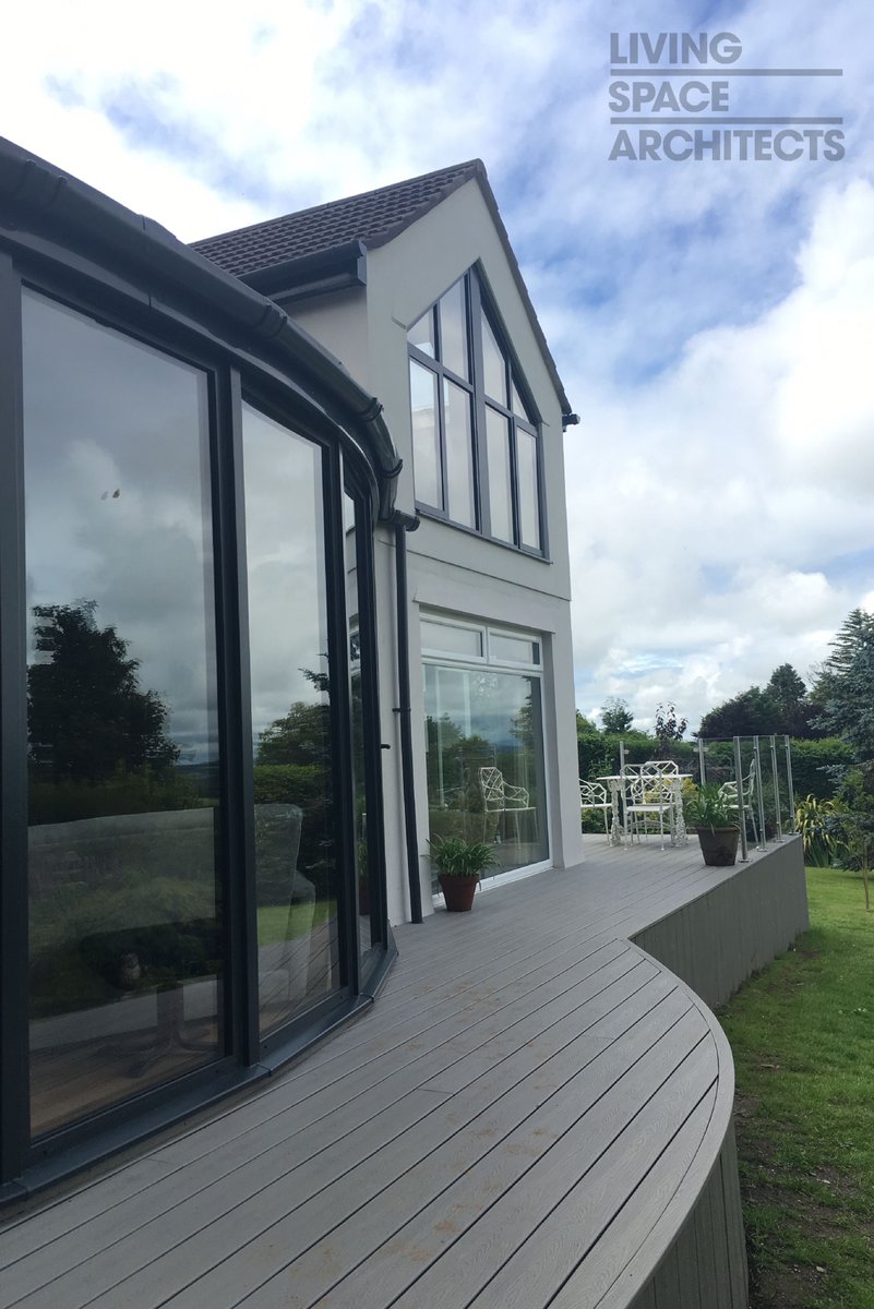 LIVING SPACE tweet media