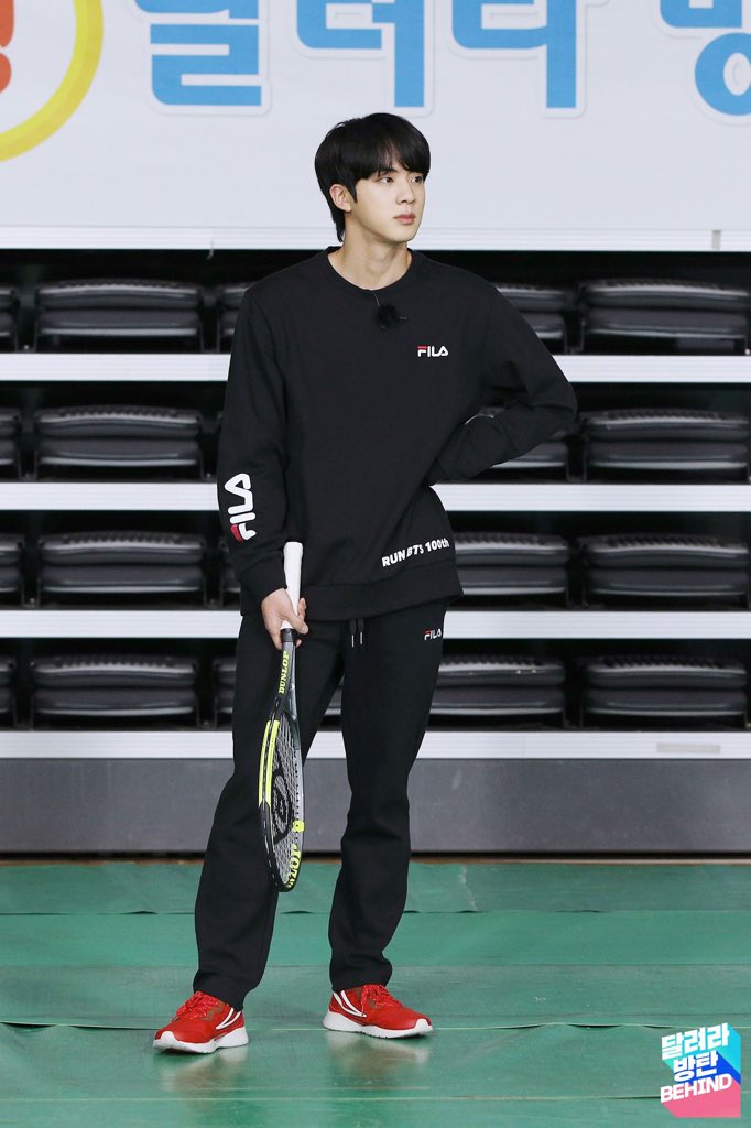 seokjinportugal's tweet photo. [200415] Behind the Scenes do episódio 100 de Run BTS 📷 

#BTS #JIN #Seokjin #RunBTS100 @BTS_twt https://t.co/EuDgTMjXmJ