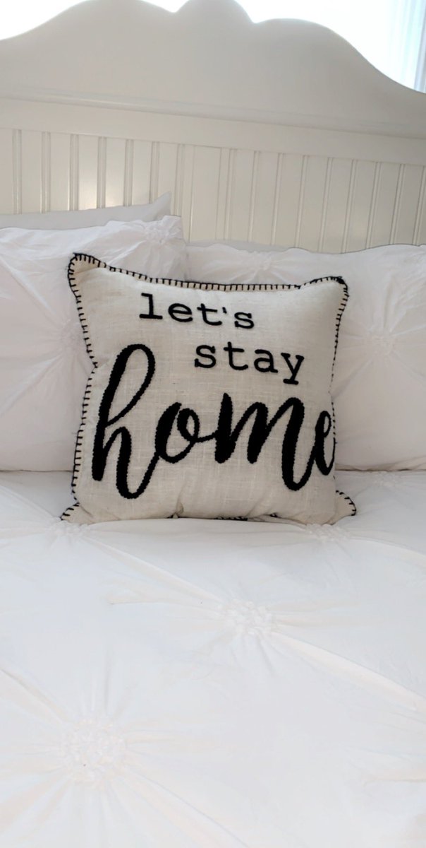 alexis ✭ tweet media