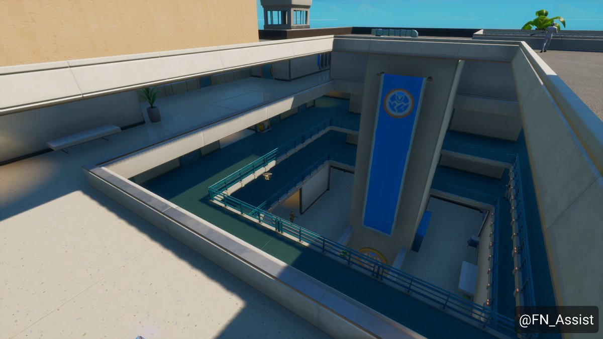 OG THE SHARK - ZONE WARS 1493-0404-5914 by vip - Fortnite Creative Map Code