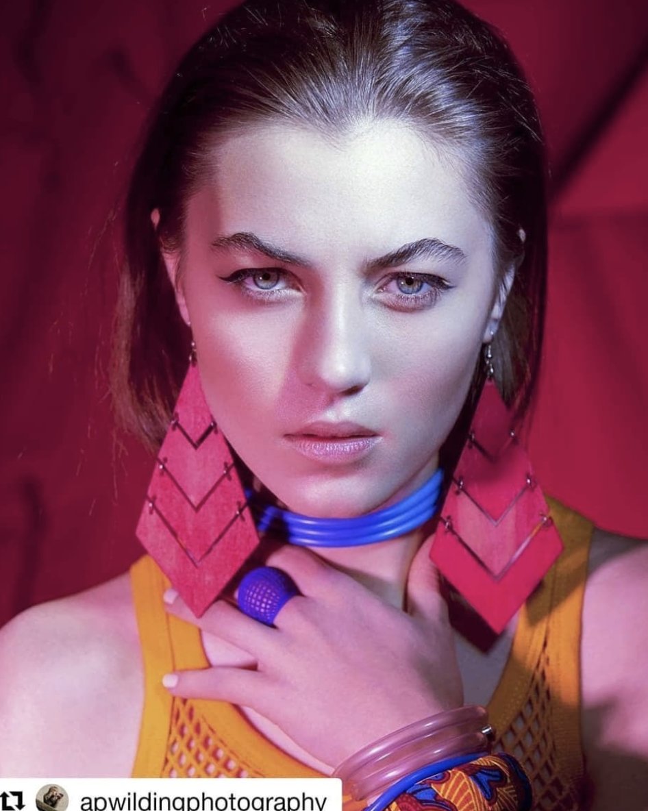 apwildingphoto's tweet photo. Throwback ⠀
@latosiaaa⠀Looking Fierce Living Large ⠀
photo AP Wilding⠀
 @kerrienewtontv 👠⠀
 @emiliemahglam 💋⠀
 @maria_bellantoni 📷⠀
@anikopiskoti⠀
Model - Karolina @firstlondon⠀
#first #firstlondon #firstgirls #firstmodel #livinglarge #magazine #jewellery #shoot https://t.co/GzvzugOkuA