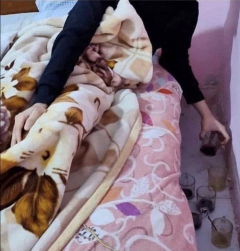 القلاصات الي بالمطبخ وين؟؟؟ 😂